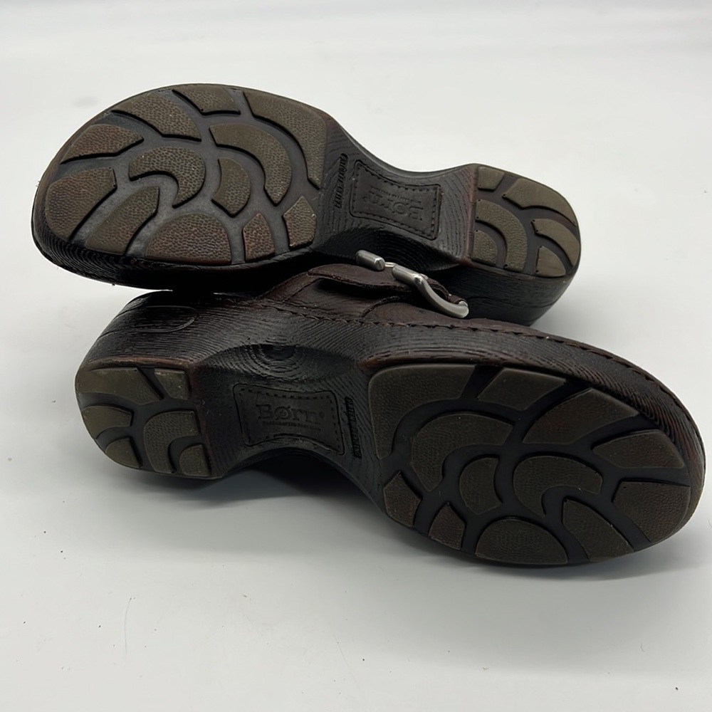 Born Brown Leather Slip On clogs size 8 - Picture 11 of 11
